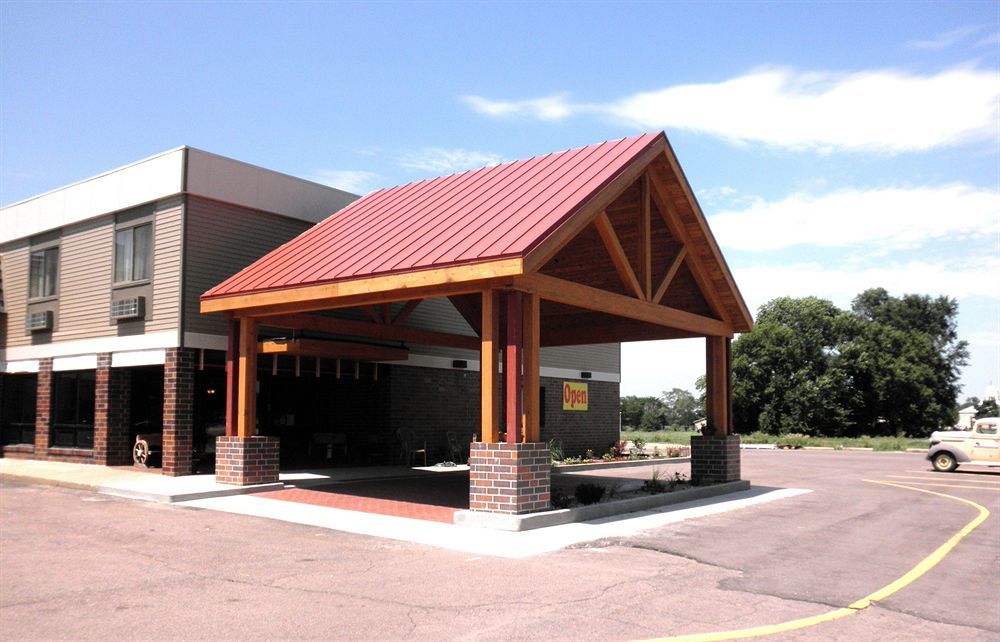 Prairie Inn Vermillion Экстерьер фото