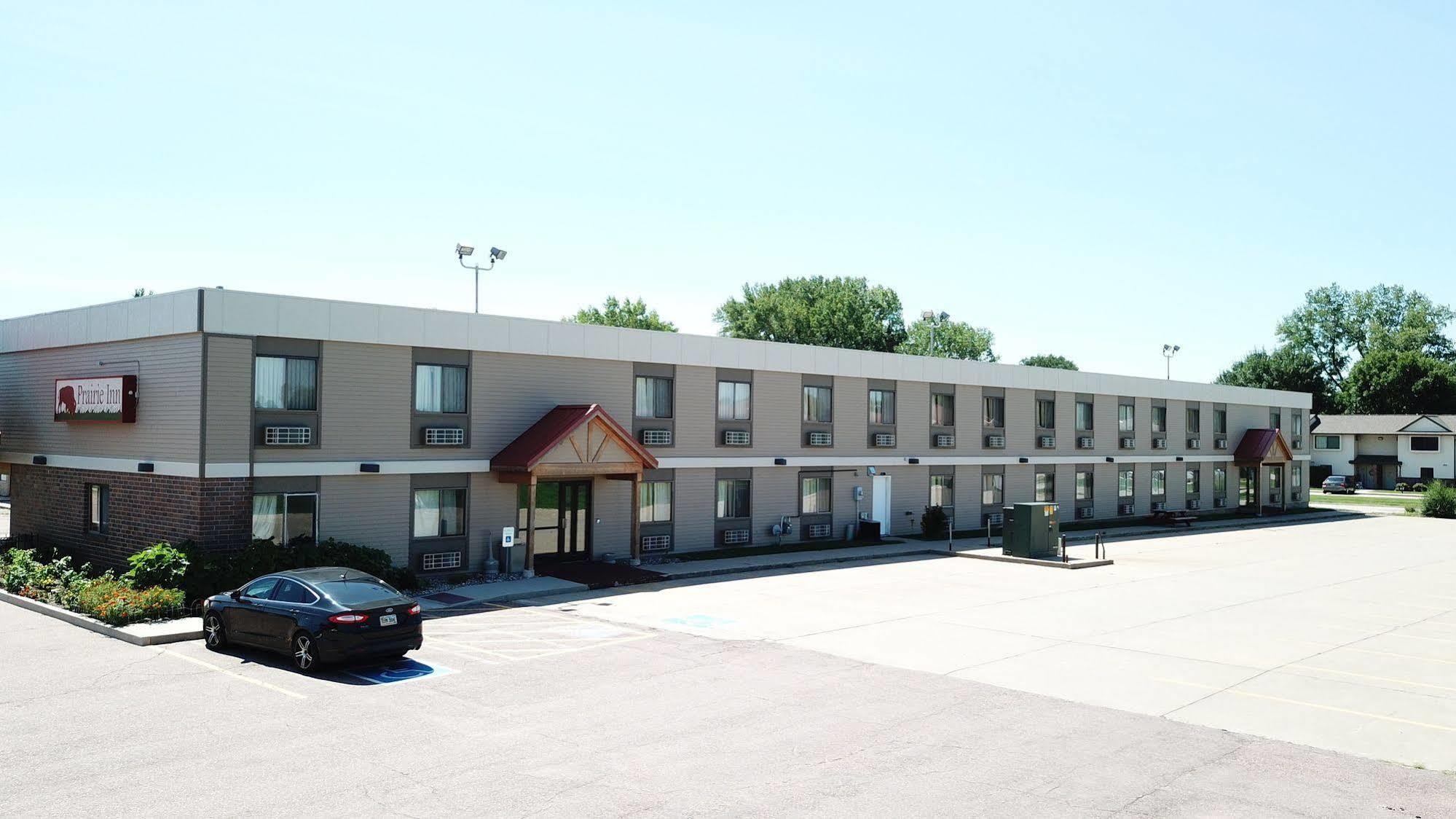 Prairie Inn Vermillion Экстерьер фото