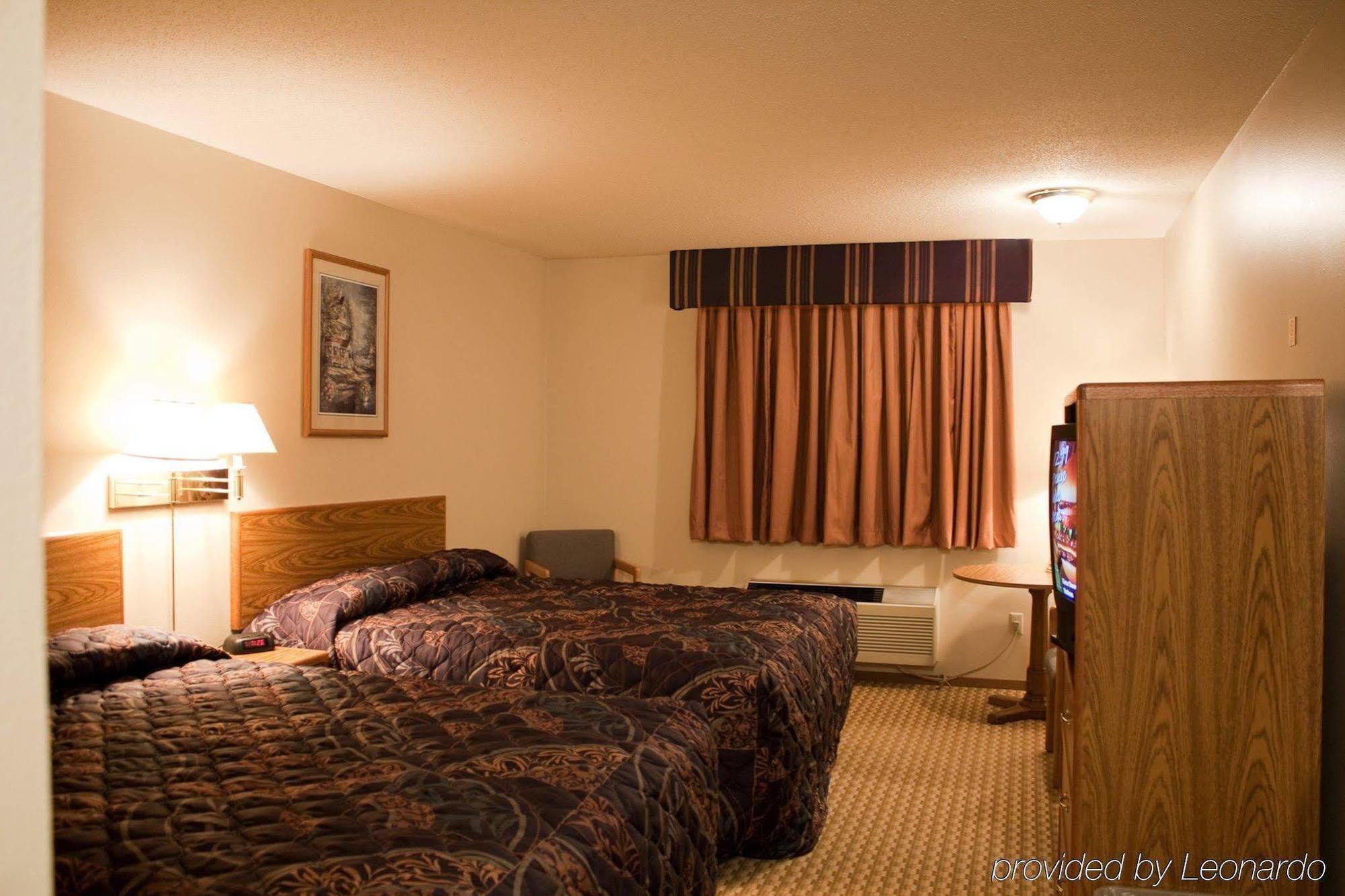Prairie Inn Vermillion Экстерьер фото