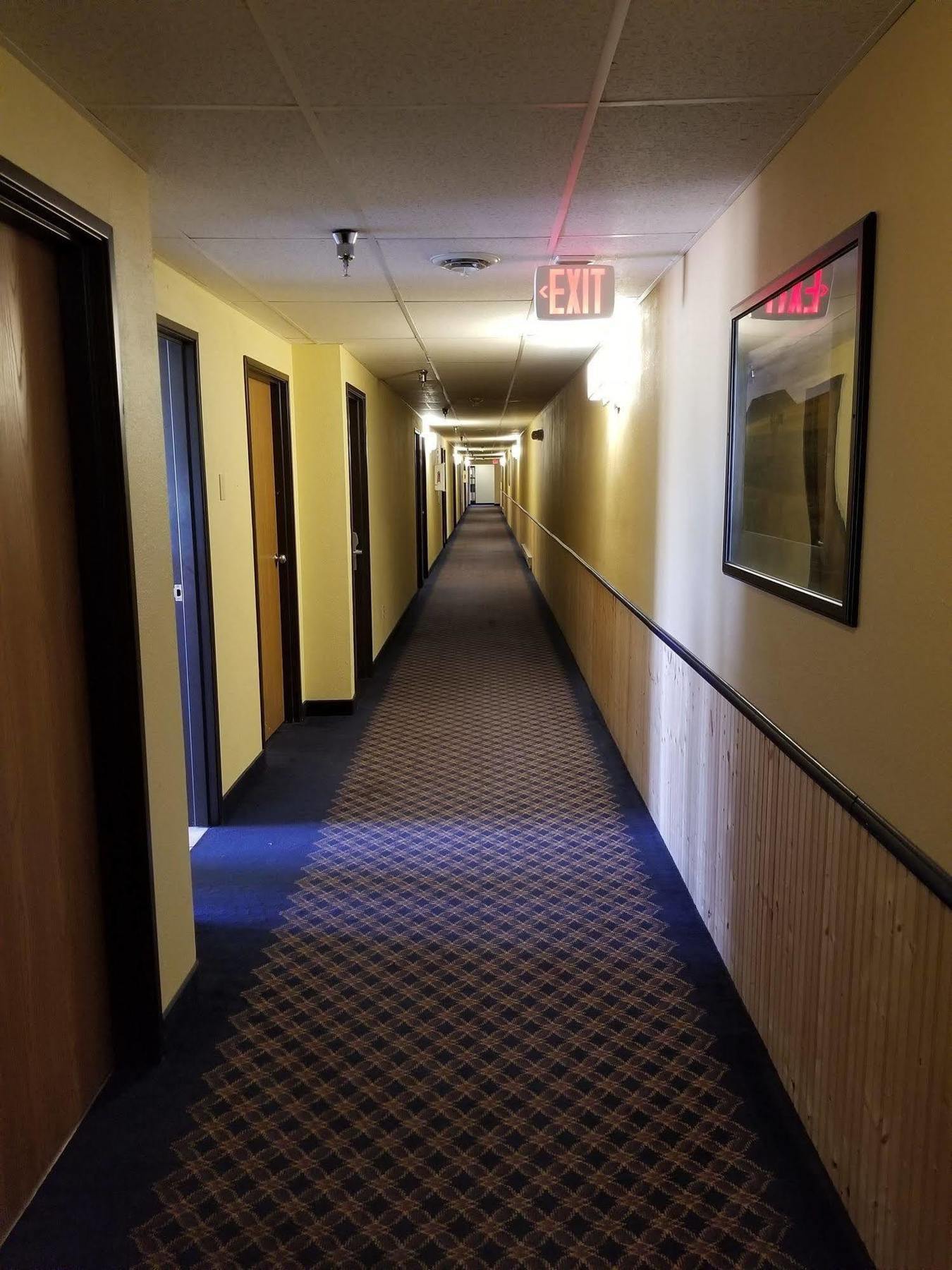 Prairie Inn Vermillion Экстерьер фото