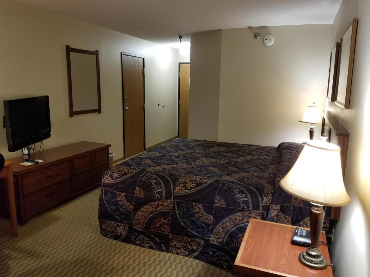 Prairie Inn Vermillion Экстерьер фото